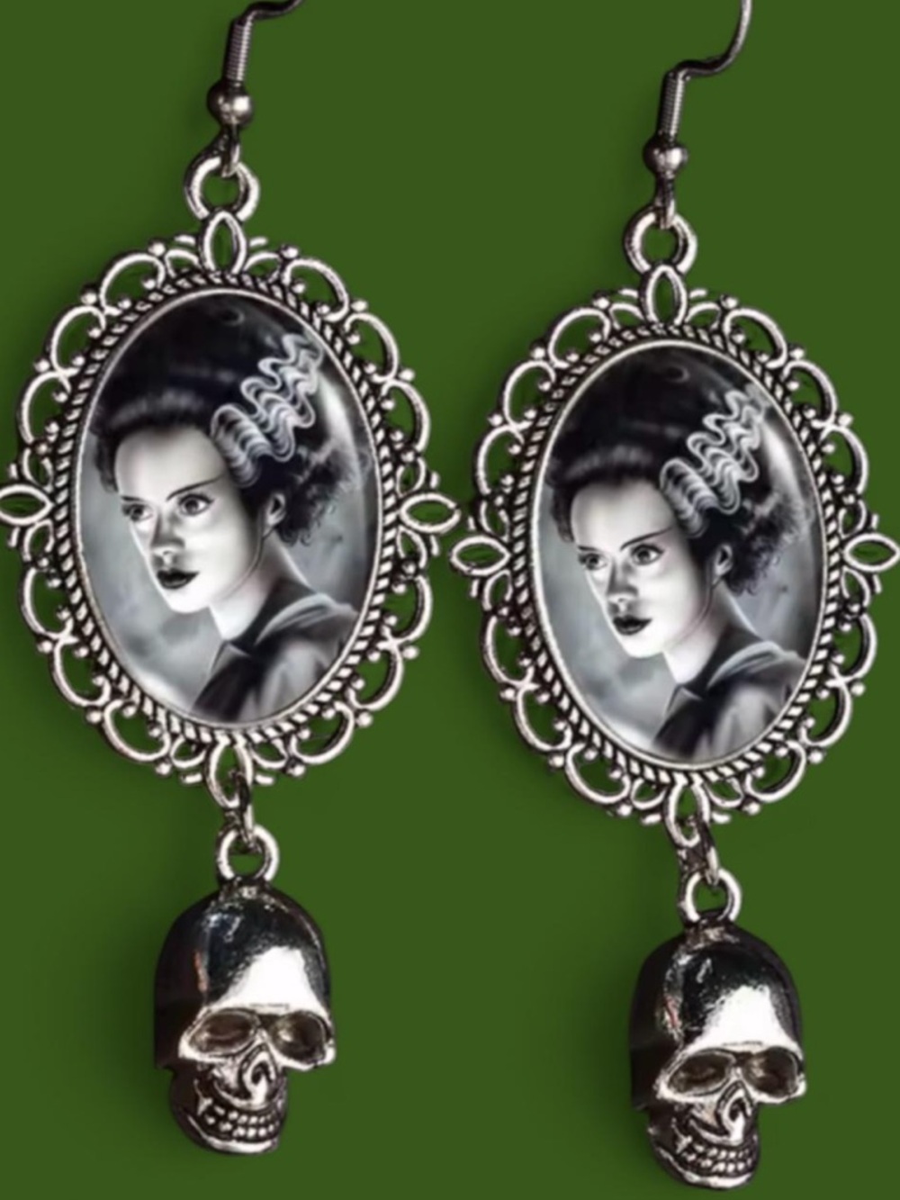 Earrings Monster Femme Skull New